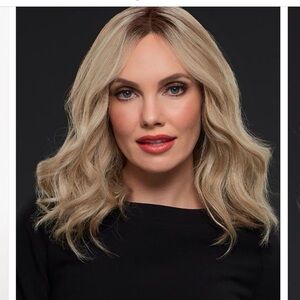 Jon Renau New Gwyneth Remy Human hair wig shaded praline Hand Tied Blond 12FS8